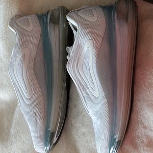 Nike AIR Max 720 -pure white men's 78.5W/Uk6/Eur40 - New